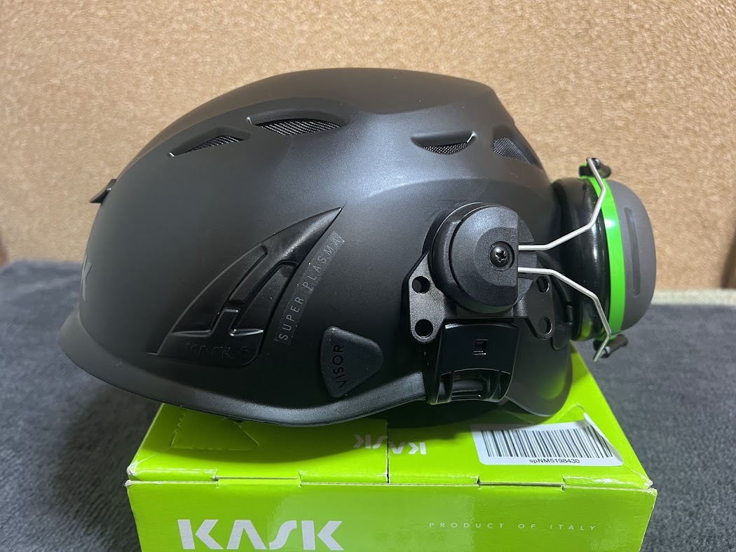 未使用 KASK スーパープラズマPL イヤーマフ付き ブラック (検PFANNER アーボリスト 林業　Superplasma PL ツリークライミング 特殊伐採_画像4