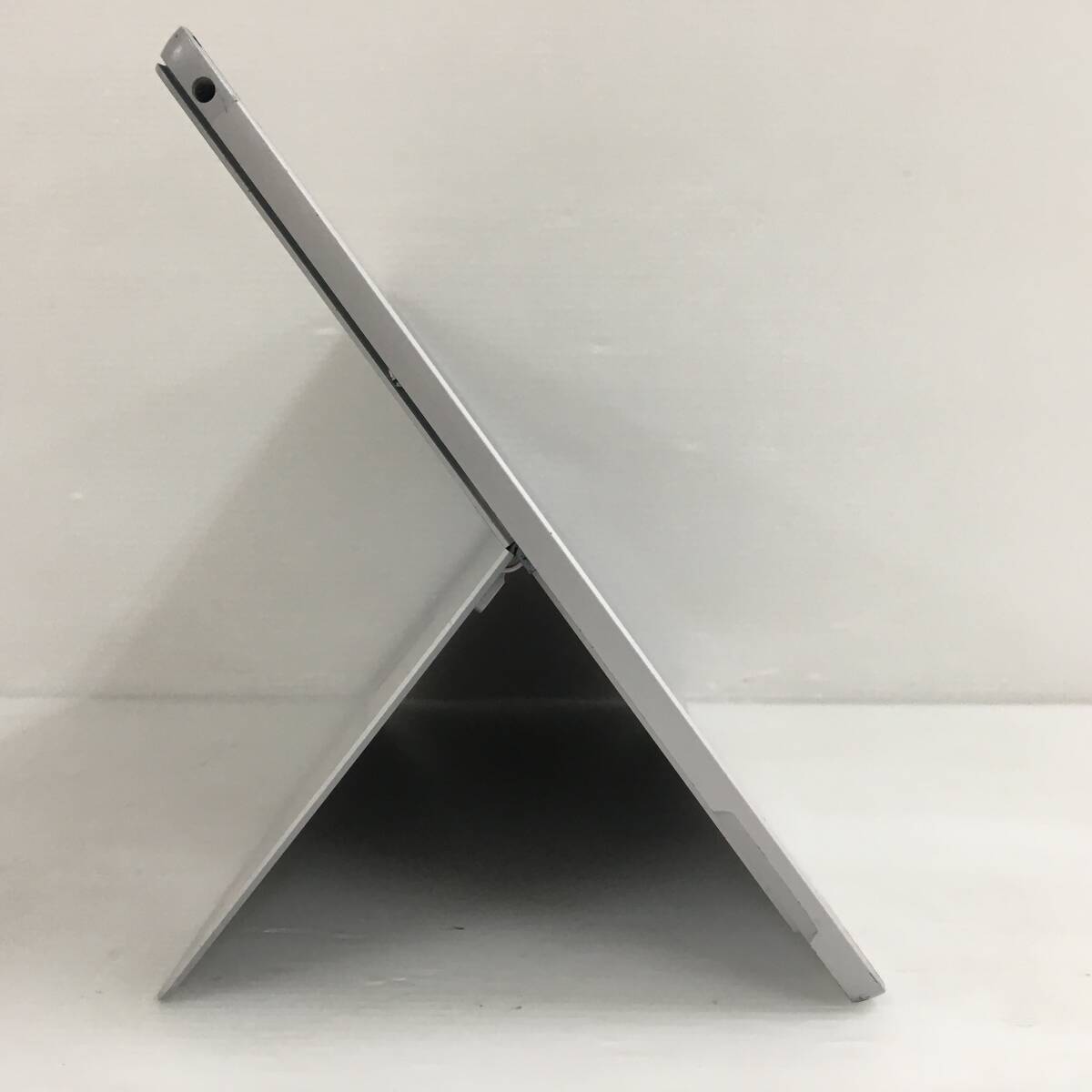 *[SIM свободный ]Microsoft Surface Pro 5 model:1807[Corei5(7300U)2.6Ghz/RAM:8GB/SSD:256GB]12.3 дюймовый LTE Win10Pro рабочий товар * с дефектом 