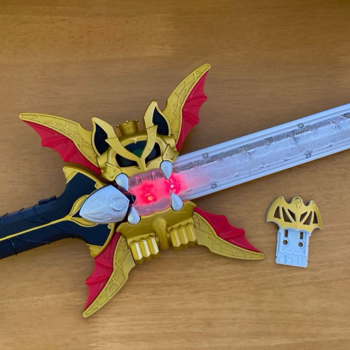 仮面ライダーキバ 魔皇剣DXザンバットソード|Yahoo!フリマ(旧 仮面ライダーキバ 魔皇剣DXザンバットソード|Yahoo!フリマ(旧