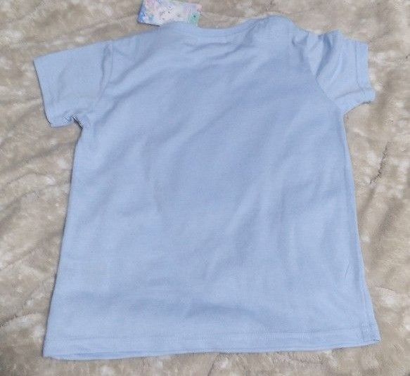 【120サイズ新品未使用】　シナモロール　ガールズ　半袖シャツ　Tシャツ　サンリオ こども服