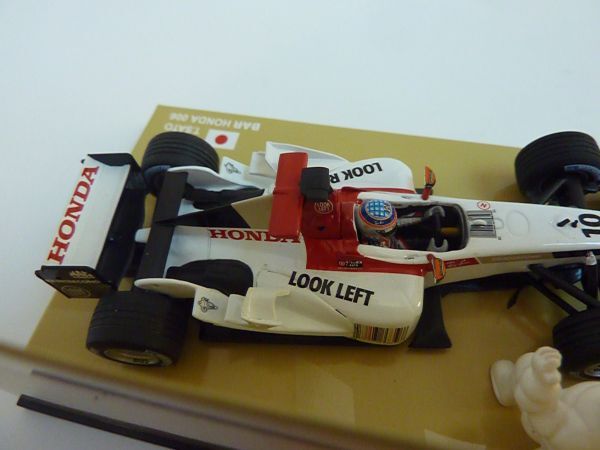 ●Minichamps1/43F1'04BARホンダ006佐藤琢磨Michelin箱座りver._画像10