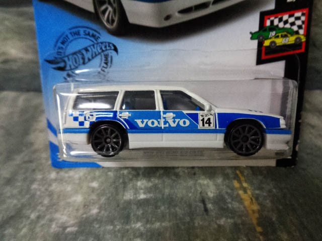 HotWheels VOLVO 850 ESTATE ホットウィール ボルボ 850 エステートの画像2