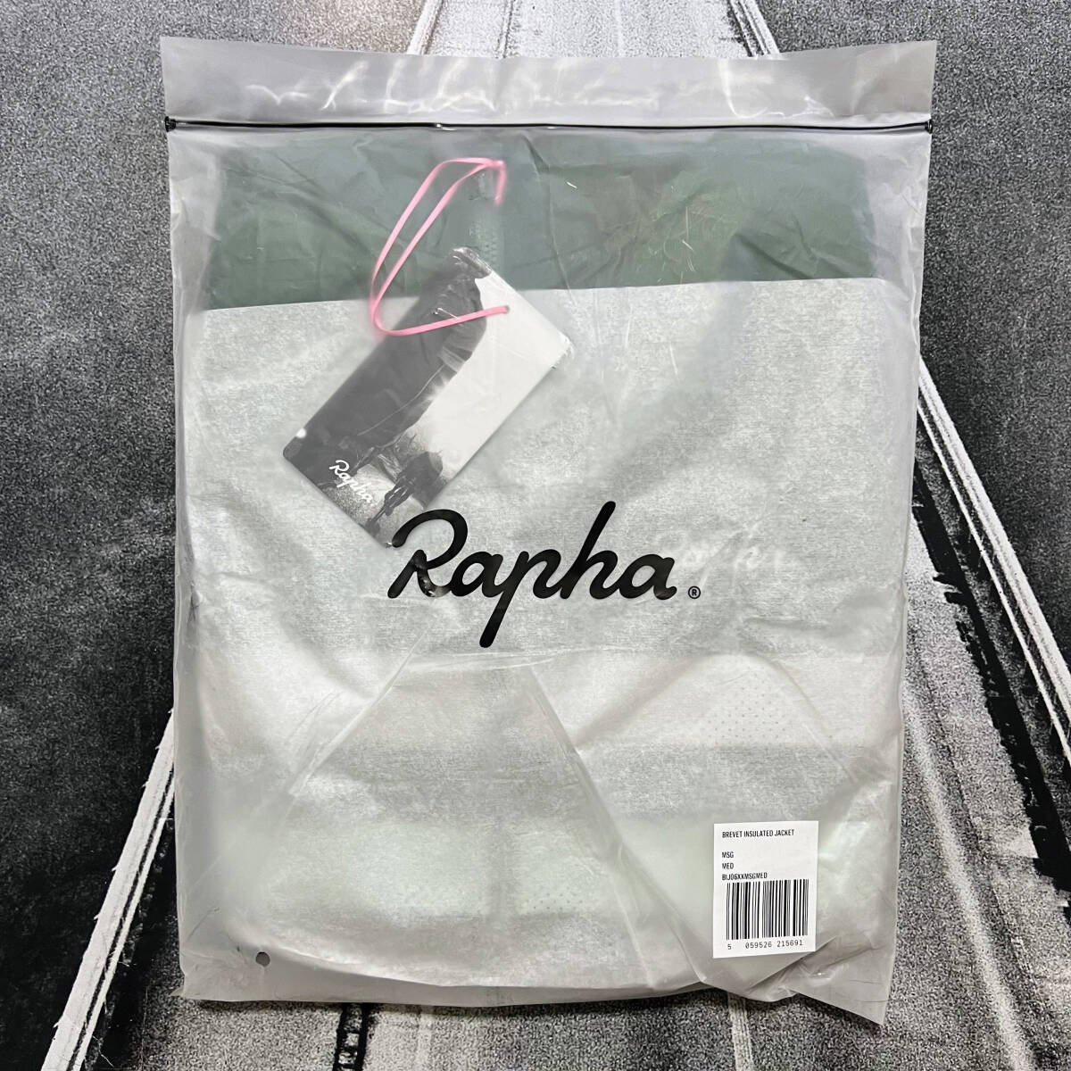 新品 Rapha Men's Brevet Insulated Jacket Mサイズ ダークグリーン ラファ メンズ ブルベ インサレーティッド ジャケット 防寒 冬用_画像10