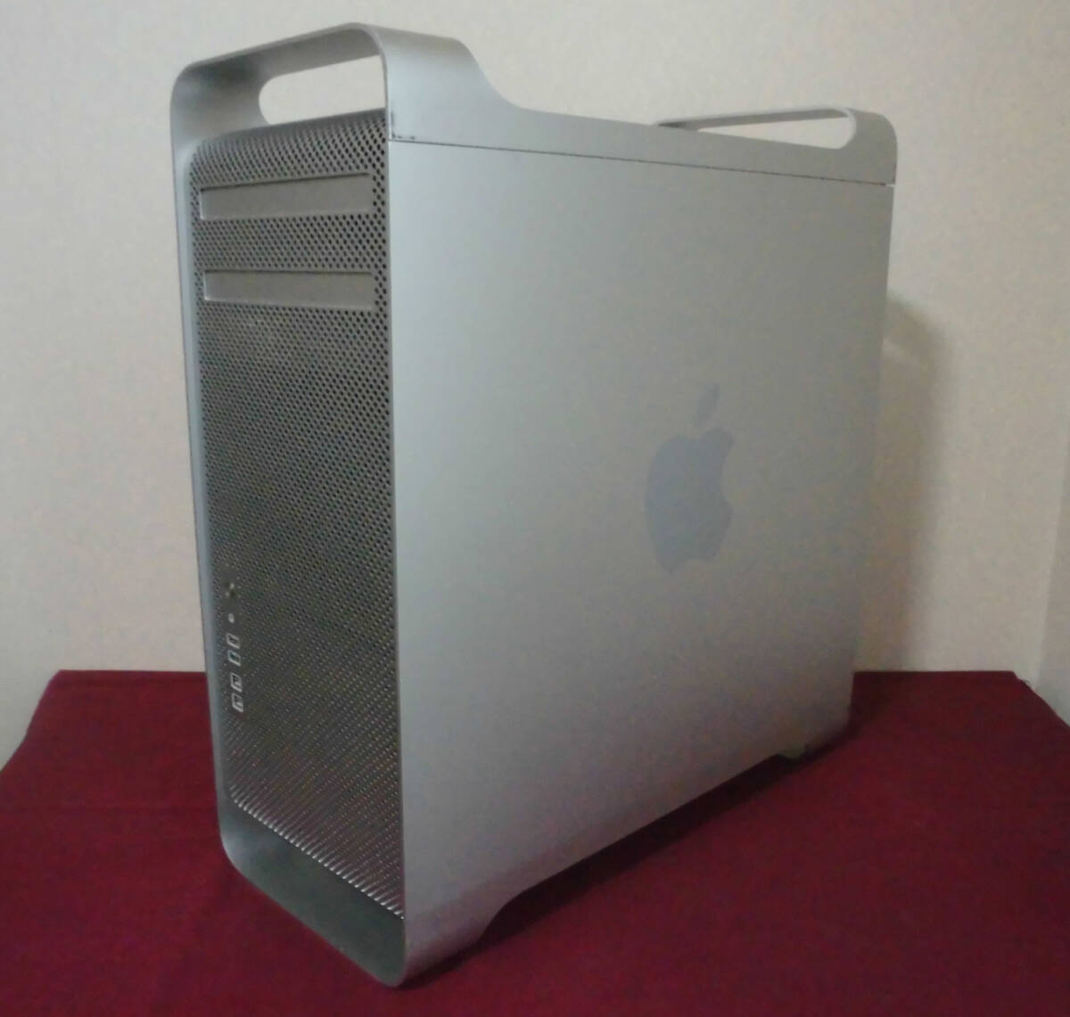 Mac Pro Mid 2012 A1289 6-Core Xeon 2.40GHz × 2 /メモリ64GB /1TB_HDD × 2 /★ASUS GTX770 DirectCUⅡ GDDR5 2GB★の画像1