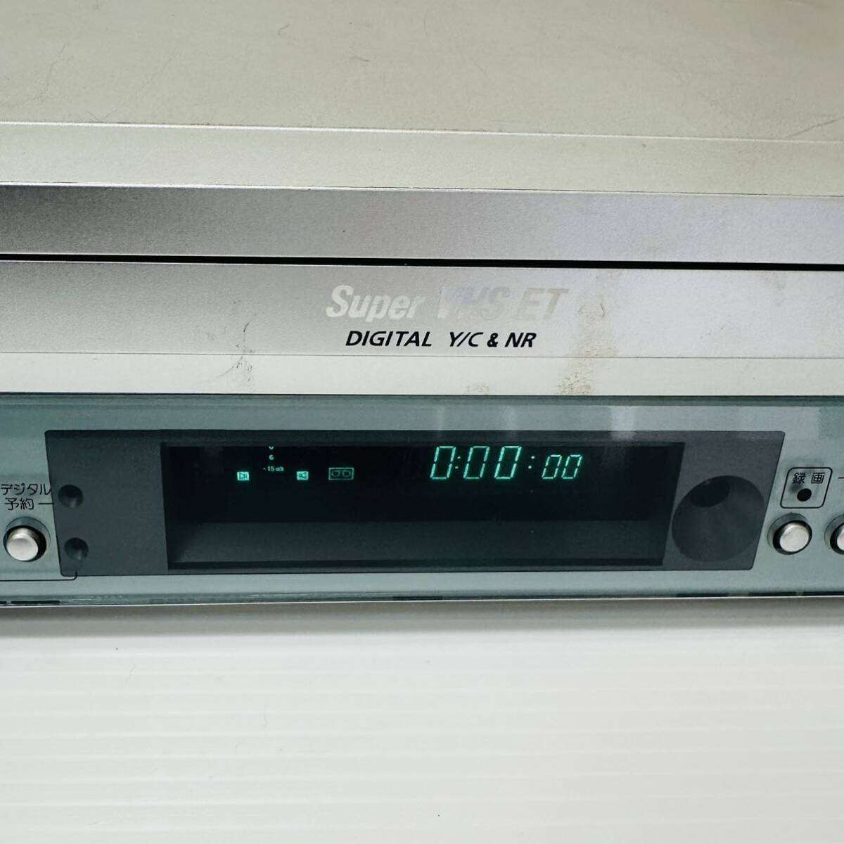 送料無料 Victor HR-V500 高画質 S-VHSビデオデッキ ビクターの画像2