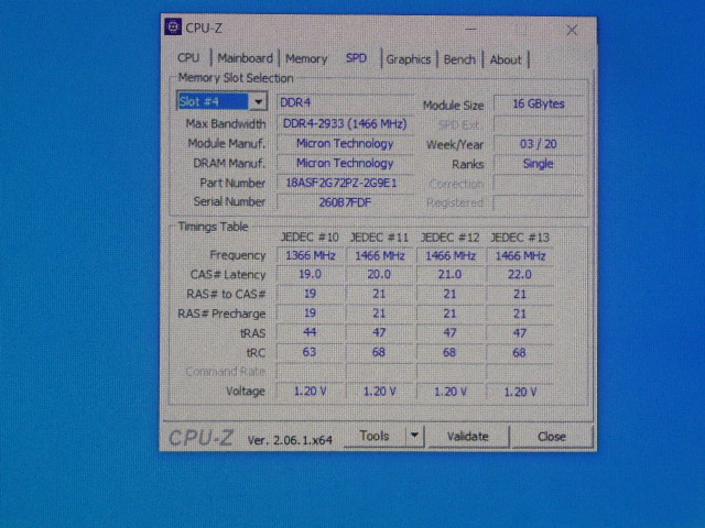 メモリ サーバーパソコン用 Micron DDR4-2933 (PC4-23400) ECC Registered 16GBx4枚 合計64GB 起動確認済です MTA18ASF2G72PZ-2G9E1TI _画像9
