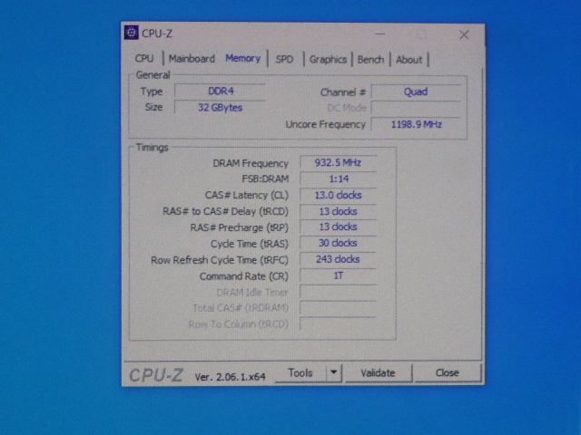 メモリ サーバーパソコン用 Samsung DDR4-2400 (PC4-19200) ECC Registered 8GBx4枚 合計32GB 起動確認済です M393A1G40DB1-CRC0Q④_画像4