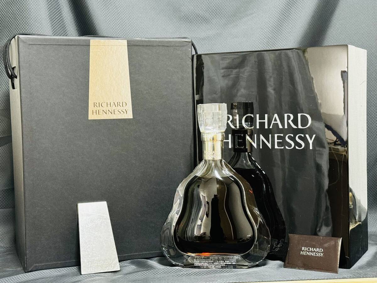 【未開栓・美品】Hennessy ヘネシー リシャール 現行品 専用箱・外箱・カード付きの画像1