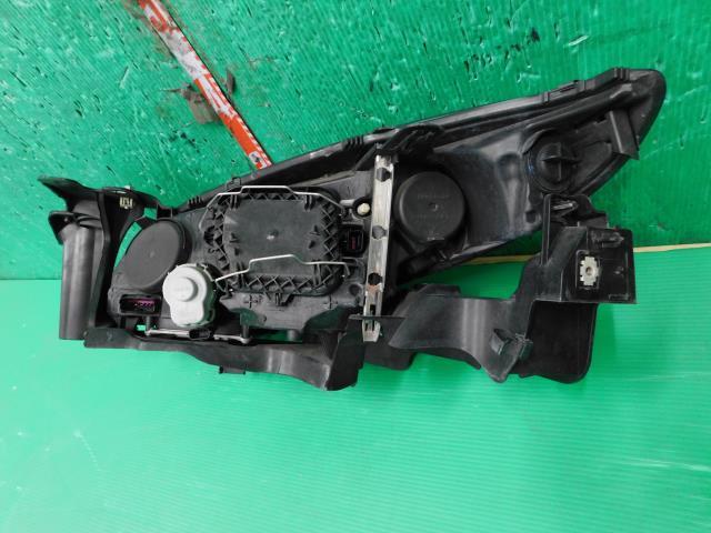 ルノー メガーヌ ABA-KZM4R 右ヘッドランプASSY エステートGTライン㊨ M4R 030124468700の画像2