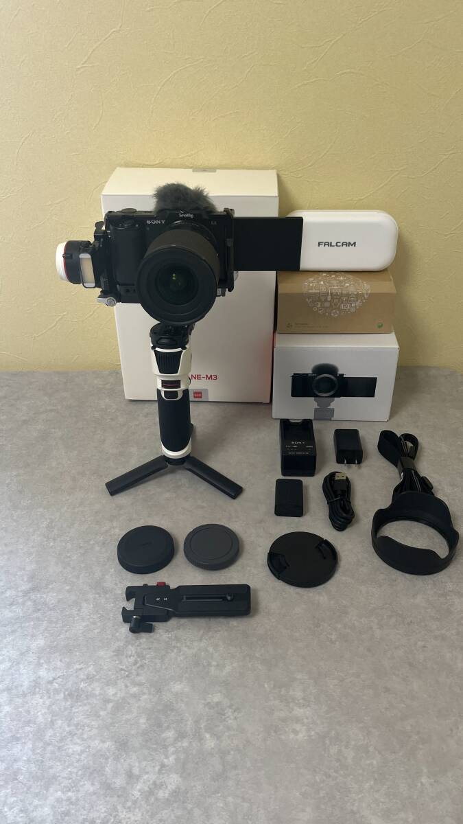 27500円 【SONY】VLOGCAM ZV-E10ジンバルスターターセット 27500円 【SONY】VLOGCAM ZV-E10ジンバルスターターセット