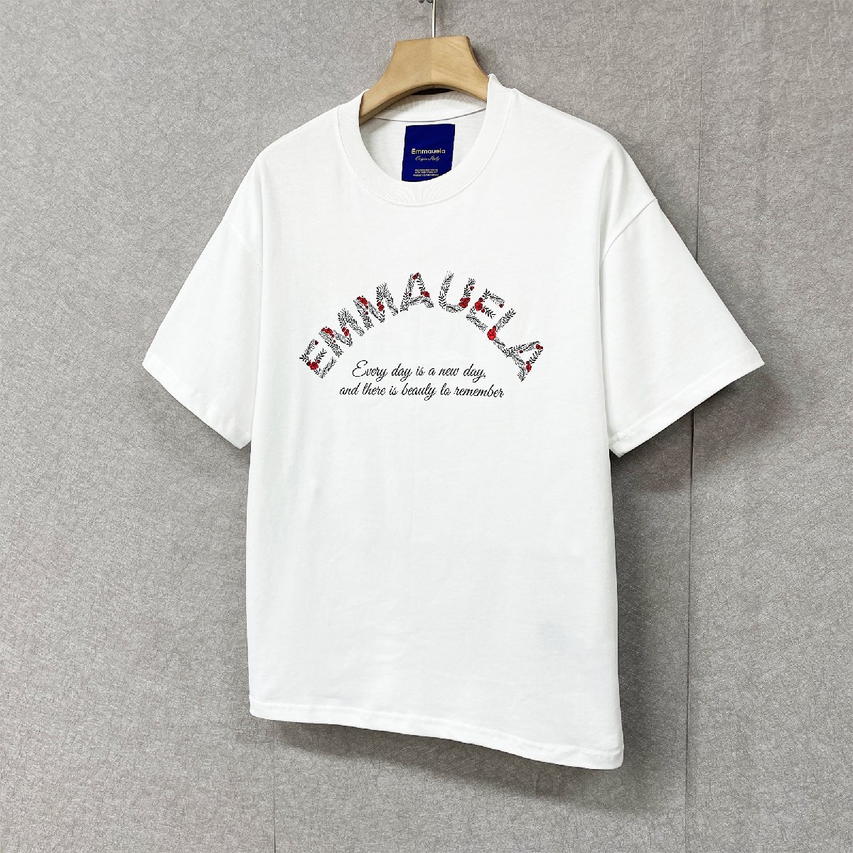 新作・半袖Tシャツ 定価2万◆Emmauela・イタリア・ミラノ発◆コットン100％ 速乾 吸汗 薄手 バラ ロゴ カットソー 定番 男女兼用 2XL/52_画像10