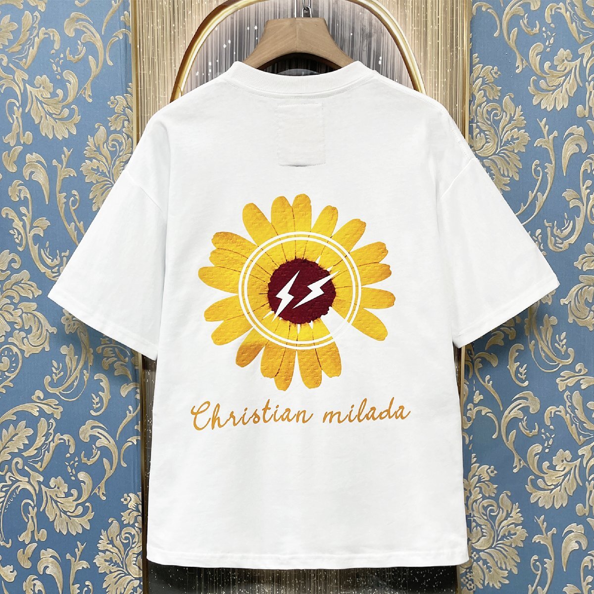 定価2万★christian milada・ミラノ発・半袖Tシャツ★人気 ナチュラル ゆったり 快適 スウェット デイジー柄 可愛い 定番 男女兼用 夏 L_画像1