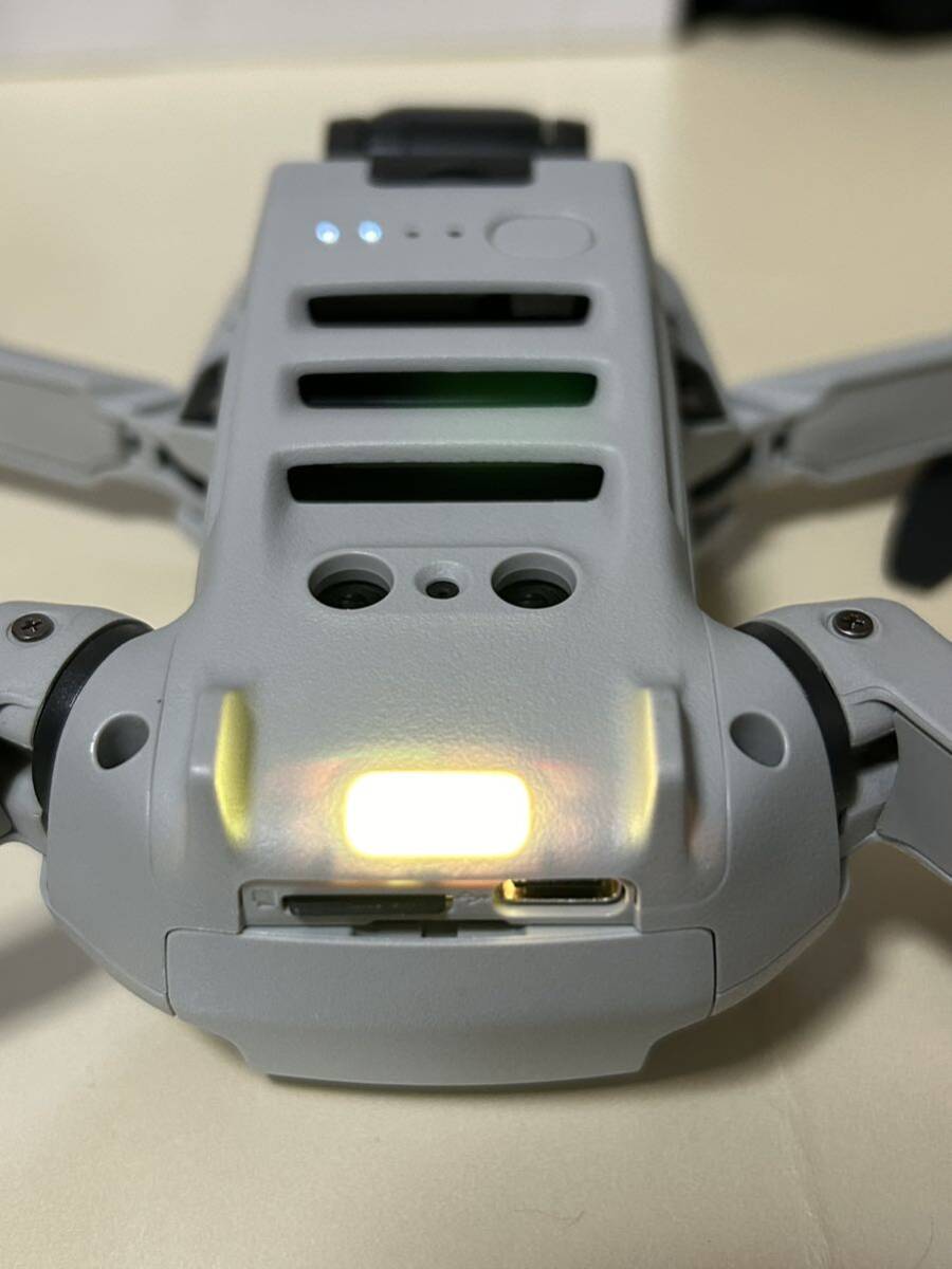 1回使用 即決おまけ DJI mini2 fly more combo ミニ2 フライモアコンボ リモートID内蔵 コンパクトドローン 4Kの画像8