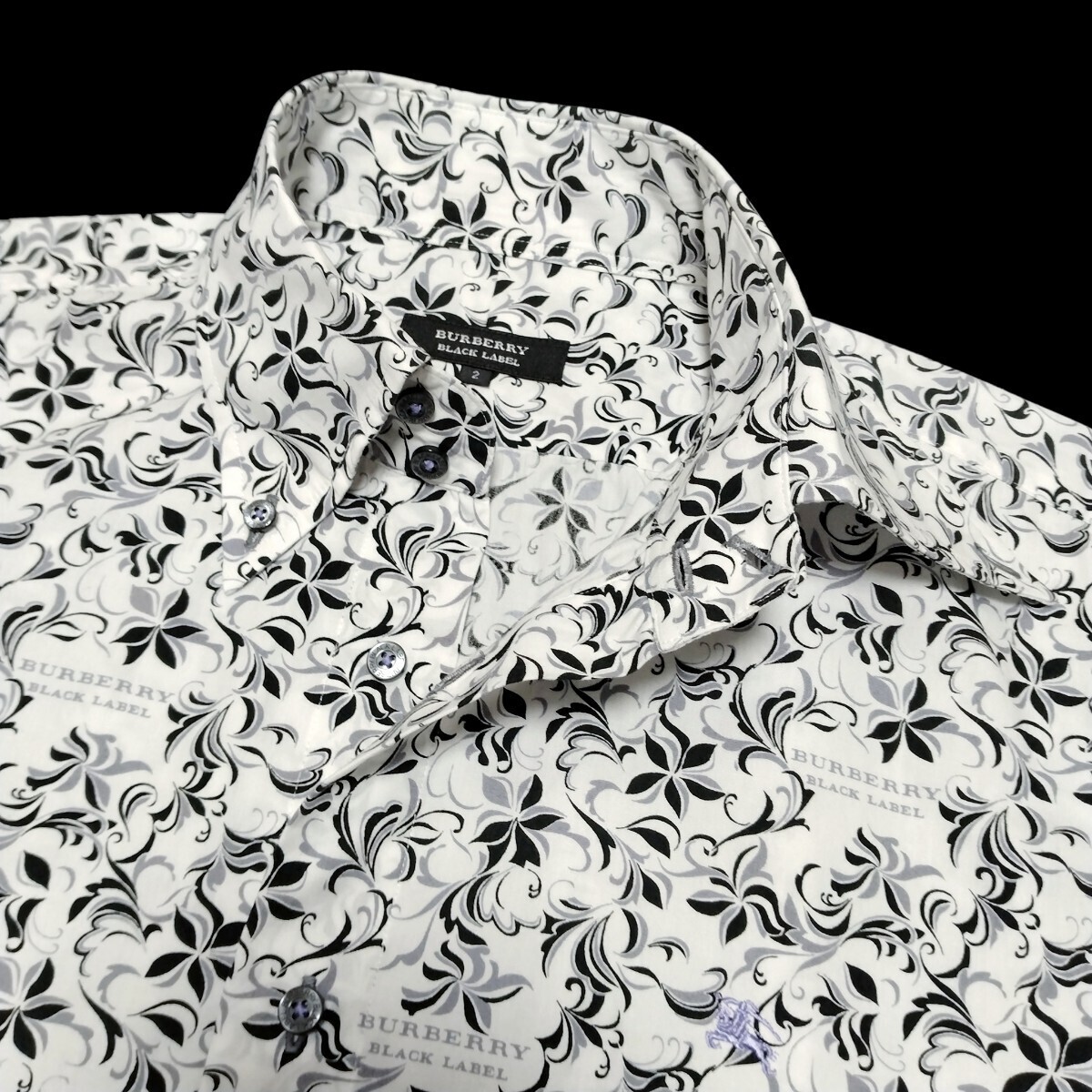  Burberry Black Label # цветок монограмма общий рисунок шланг вышивка 2(M) белый du evo to-ni длинный рукав BD рубашка BURBERRY BLACK LABEL