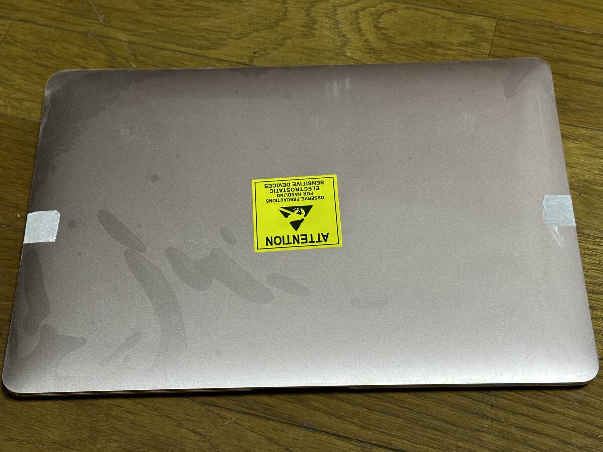 Apple MacBook Air A2337 (M1,2020) ゴールド RAM8GB SSD256GB 13インチ_画像3