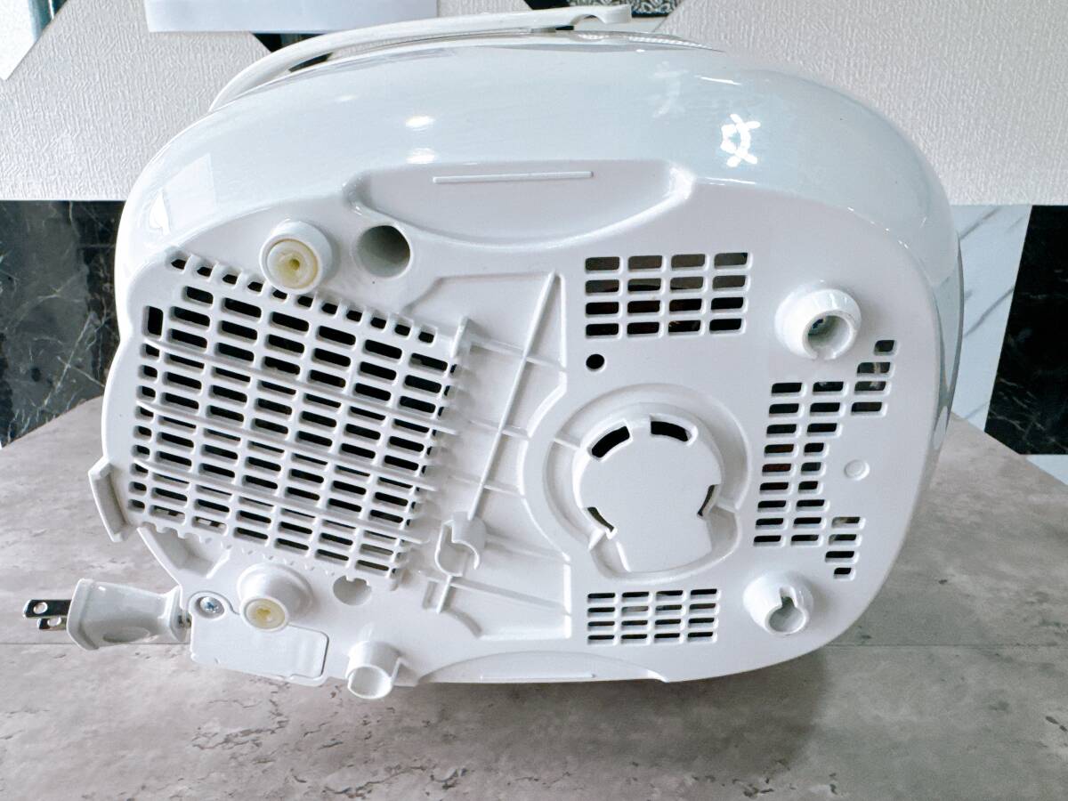SR-KT068 ホワイト パナソニック Panasonic IHジャー炊飯器 炊飯ジャー (3.5合炊き)　2019年製 通電確認済み 動作品　中古　（ス083）_画像6