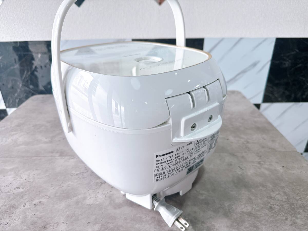 SR-KT068 ホワイト パナソニック Panasonic IHジャー炊飯器 炊飯ジャー (3.5合炊き)　2019年製 通電確認済み 動作品　中古　（ス083）_画像3