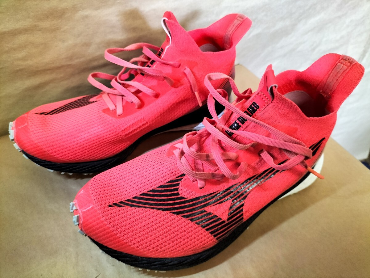 【メール便不可】 【送料無料】MIZUNOミズノランニングシューズ 26.0cm / レッド×ブラック U1GD200073 ネオ ウエーブデュエル 26.0cm