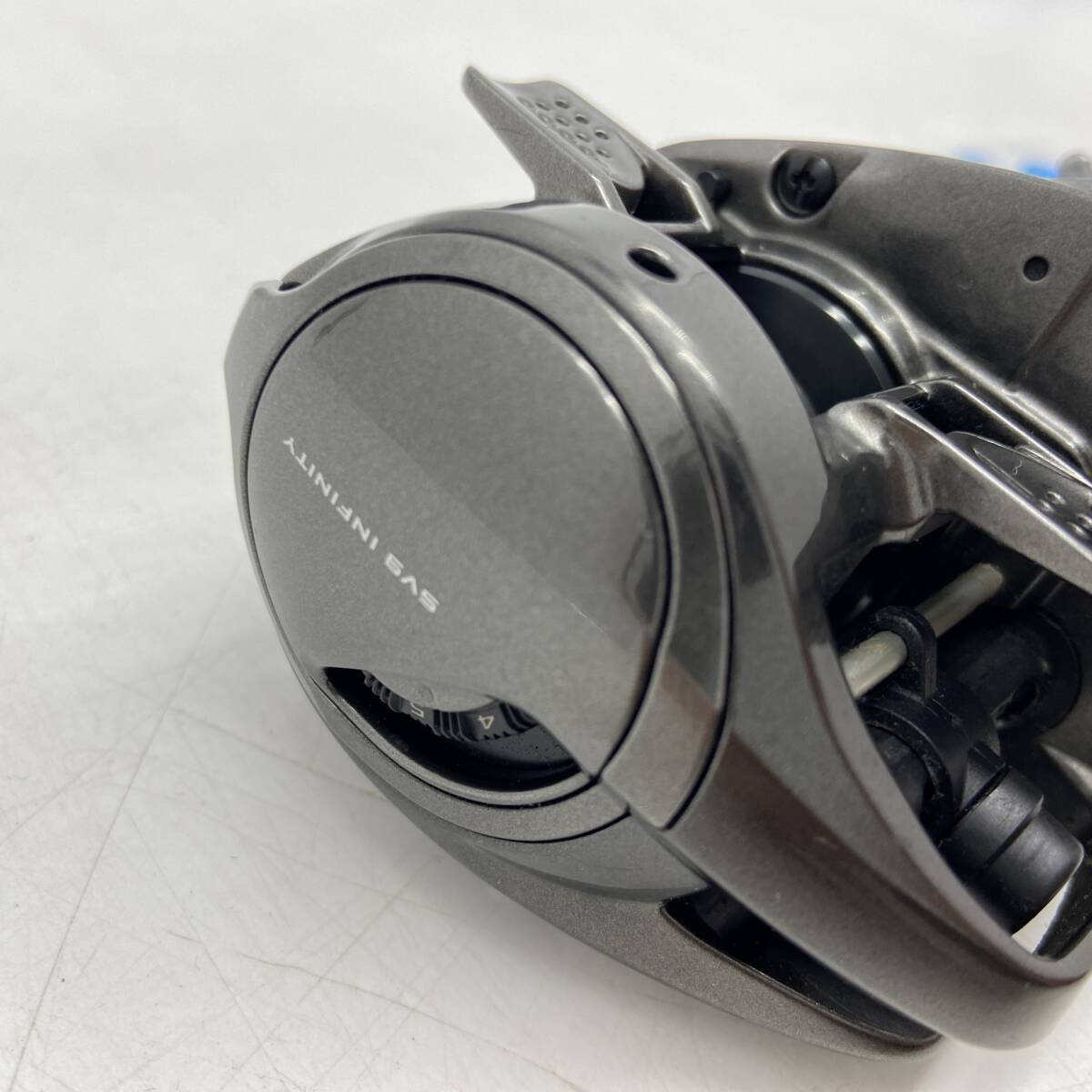 (26601)□【リール】SHIMANO(シマノ) 20 メタニウム HG 右ハンドル [RIGHT/Metanium HG/04114/5RL282000] 中古品の画像4