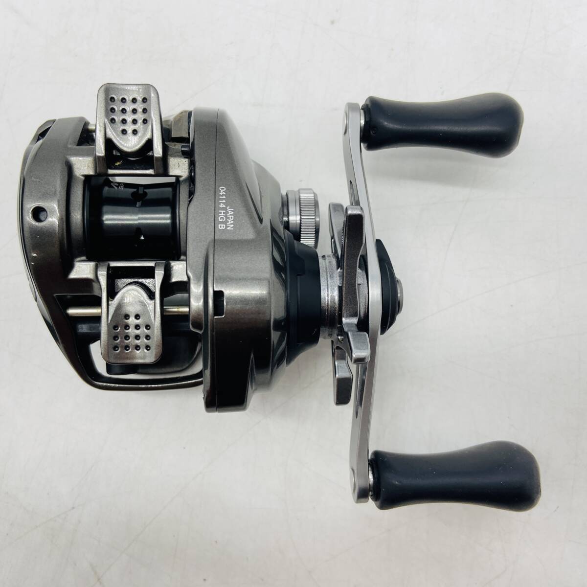 (26601)□【リール】SHIMANO(シマノ) 20 メタニウム HG 右ハンドル [RIGHT/Metanium HG/04114/5RL282000] 中古品の画像3