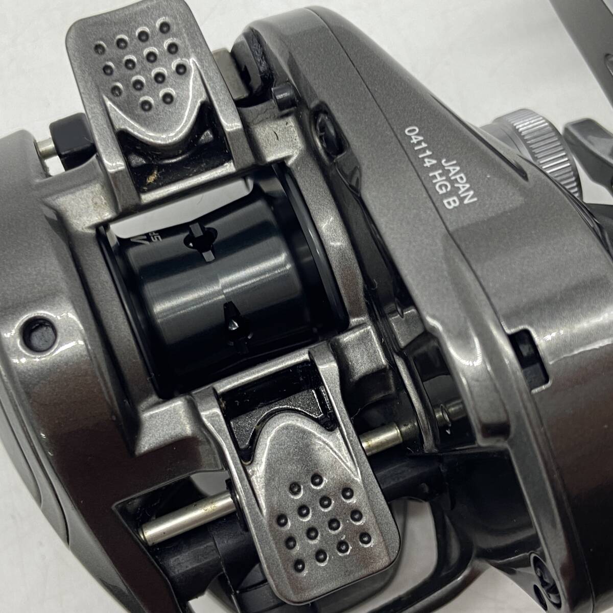 (26601)□【リール】SHIMANO(シマノ) 20 メタニウム HG 右ハンドル [RIGHT/Metanium HG/04114/5RL282000] 中古品の画像5