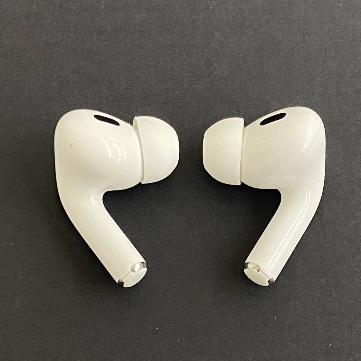 (26614)□AirPods Pro 第2世代 MQD82L/A ※訳アリ[Apple/ワイヤレスイヤホン] 中古品の画像5