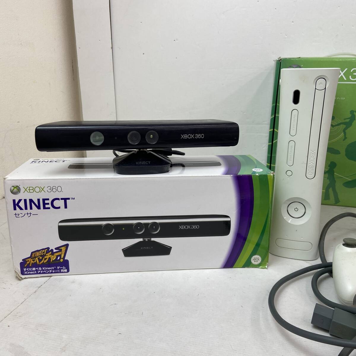 (26653)▲【1円～】ゲームハード ジャンク 大量まとめ XBOX 360 Kinect Wii AVケーブル切り替え機 カラオケマイク 等 ジャンク品の画像2