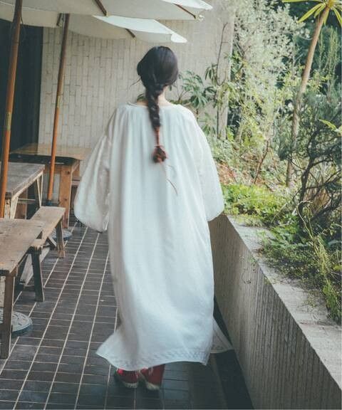新品【定価25300円】YURIE×Spick & Span 刺繍ドレス ホワイト　38サイズ