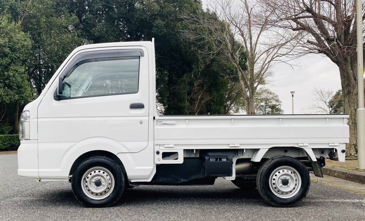 スズキ キャリィ ！KCエアコン・パワステ農繁 セーフティ サポート装着車！初年度Ｒ5年2月！低走行2200キロ！！車検Ｒ8年4月までの画像5