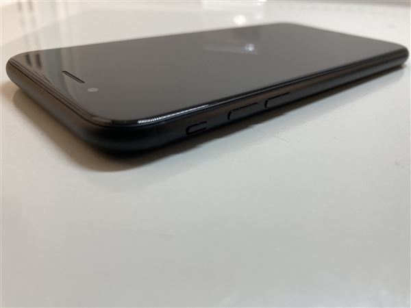 iPhone7[32GB] docomo MNCE2J ブラック【安心保証】_画像7