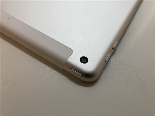 iPad 9.7インチ 第6世代[128GB] セルラー SIMフリー シルバー …_画像9