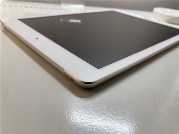 iPad 9.7インチ 第6世代[128GB] セルラー SIMフリー シルバー …_画像7