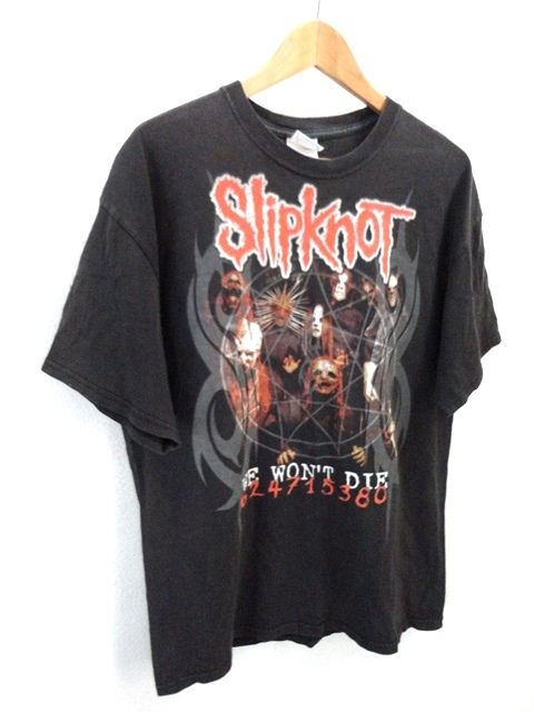 00's  винтажный  /Slipknot:... "губа" .../2004 год   копия  light /...  корпус   WE WON'T DIE ...  футболка / черный /Lsize