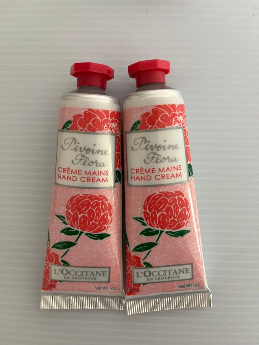 L'OCCITANEハンドクリーム×2本