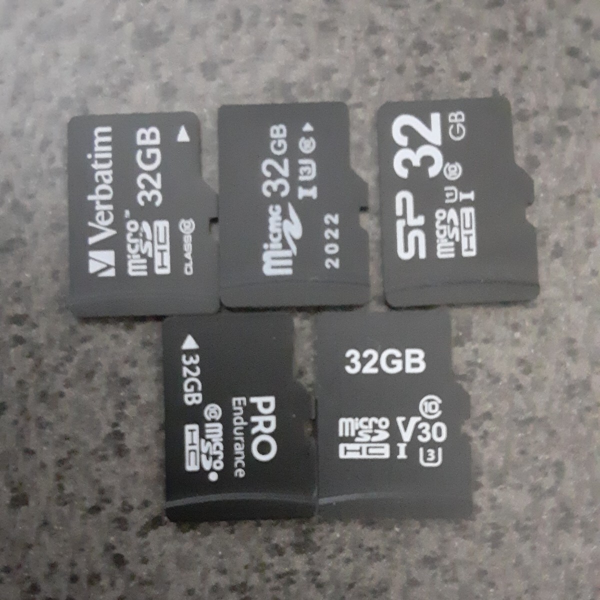 マイクロSDカード 32GB5枚　合計160GB 中古品、データ消去フォーマット済みです。_画像1