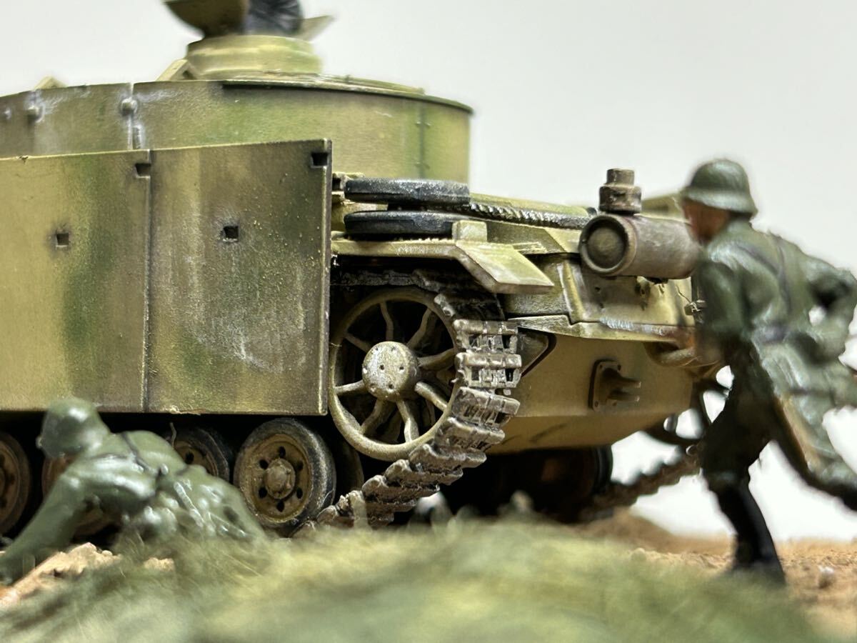 1/76レベル製ドイツ軍 Ⅲ号戦車 ジオラマ完成品の画像6