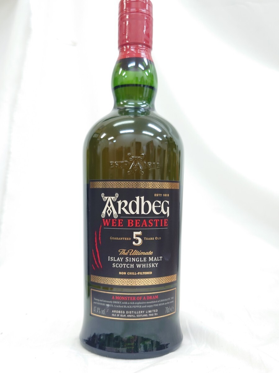 未開栓 ARdbeg WEE BEASTIE アードベッグ 5年 ISLAY SINGLE MALT SCOTCH WHISKY 700ml 47.4％ ウイスキー 古酒 Lh4.12の画像1