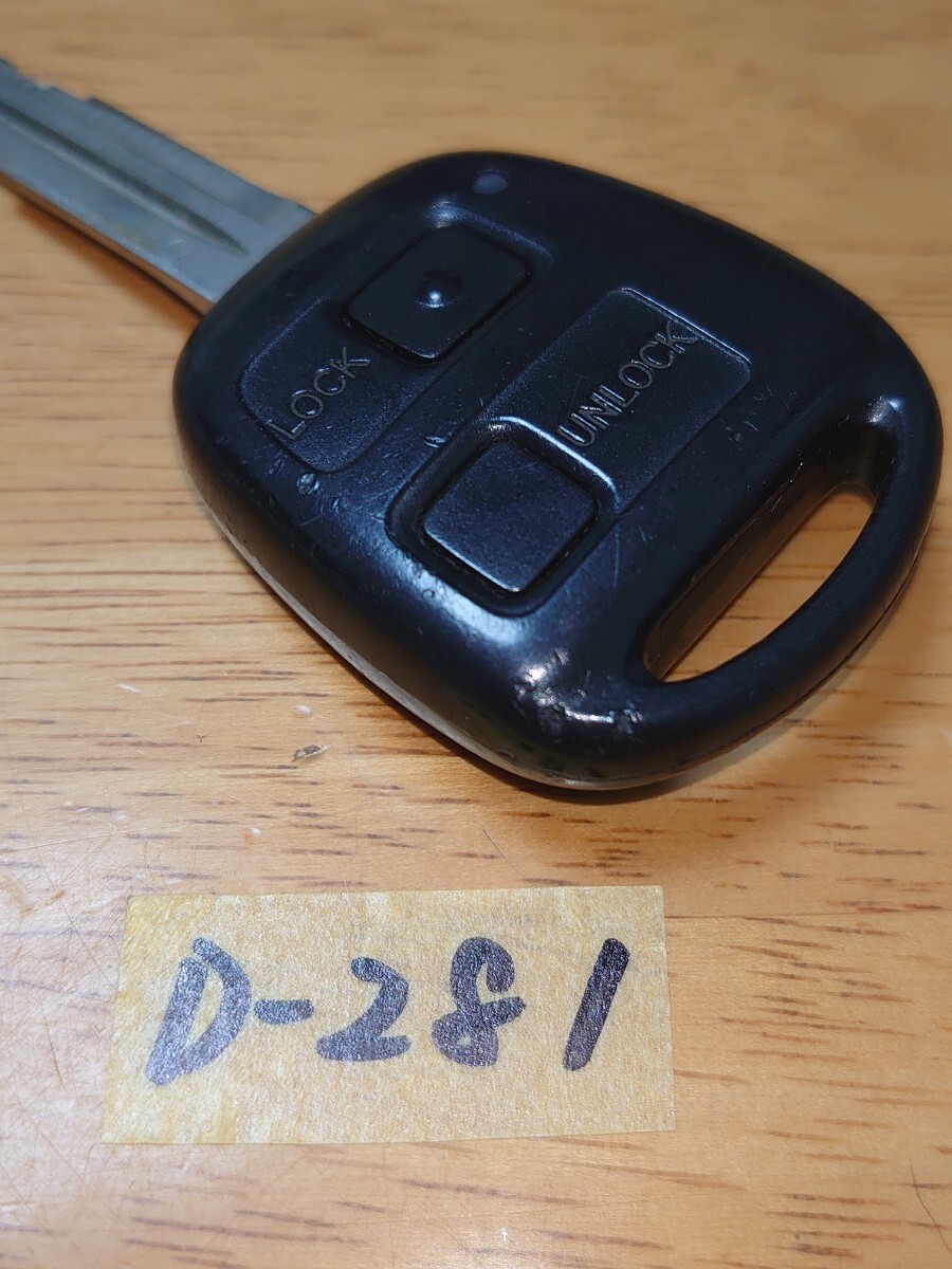 D-281 ダイハツ DAIHATSU 純正 キーレス 2ボタン 2B 灰色基盤 グレー 黒ボタン タント ムーヴ ハイゼット ミラ 周波数確認済み！_画像4