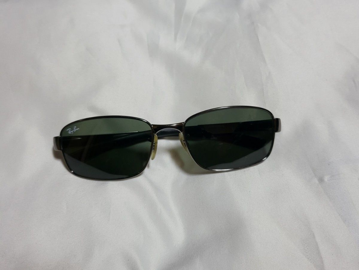 ◆Ray-Ban レイバン◆ロゴ付き サングラス