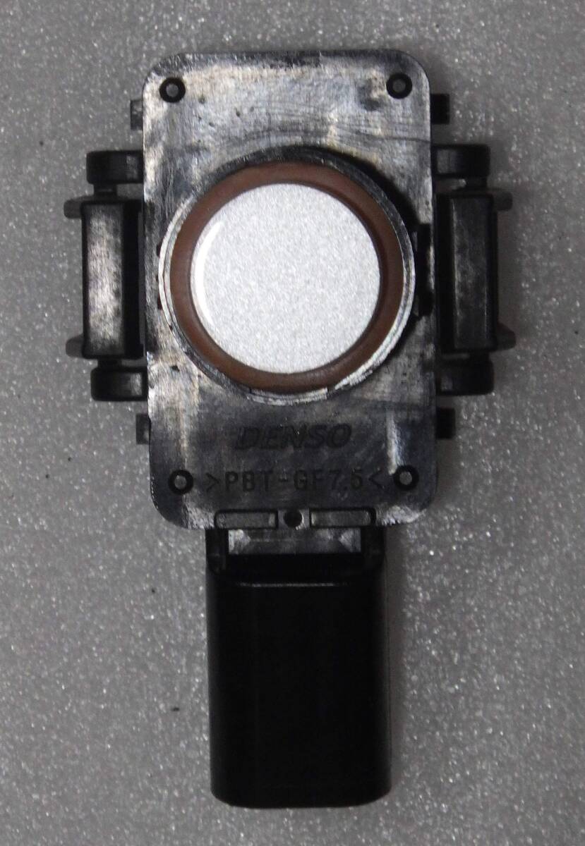 即決 トヨタ ソニックセンサー １個 89341-58070 Ｐ１Ｆ７ シルバーメタリックの画像1
