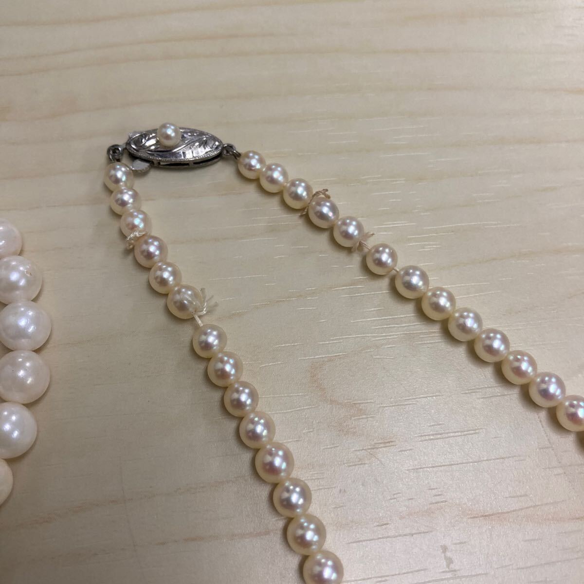 本真珠ネックレス 羽織り紐 糸切れ 112g ジャンク品 部品取り パールネックレス SILVER の画像8