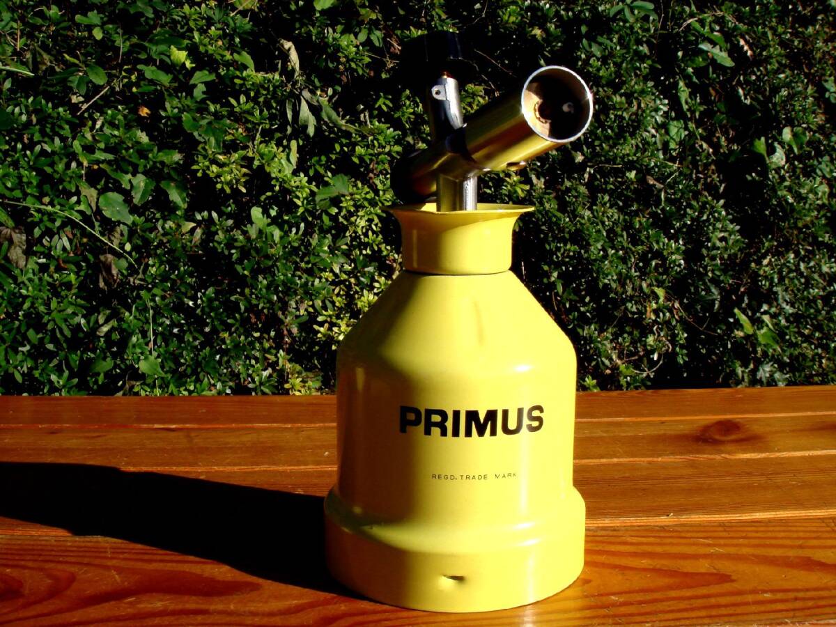 入手困難★箱付デッドストック【PRIMUS】お宝プリムス★NEW BLOW TORCH＋専用ガス缶 CT-200★Design in Sweden♪_ガレージに保管しておりました