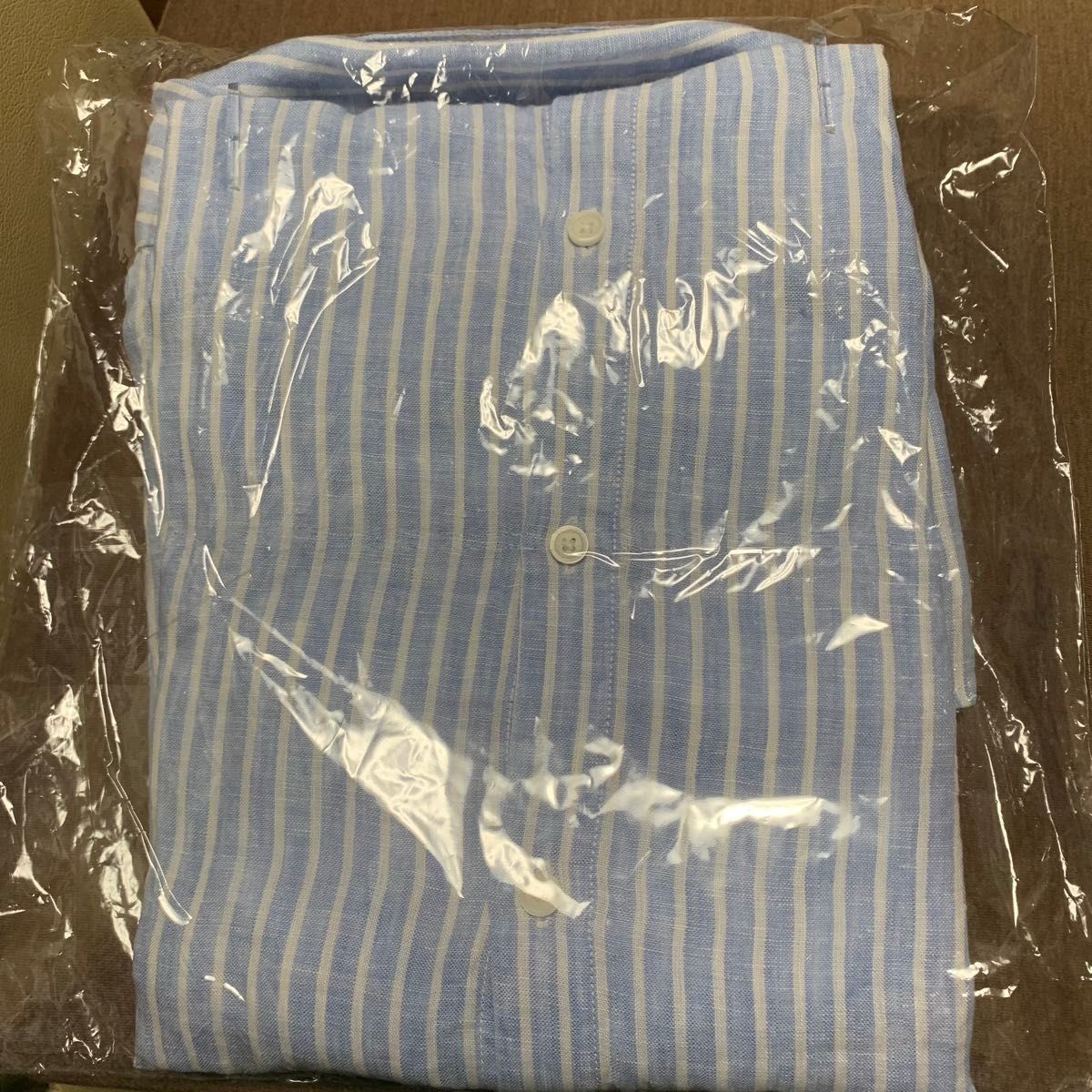 未着用】ユニクロ プレミアムリネンストライプシャツ 長袖 未着用】ユニクロ プレミアムリネンストライプシャツ 長袖