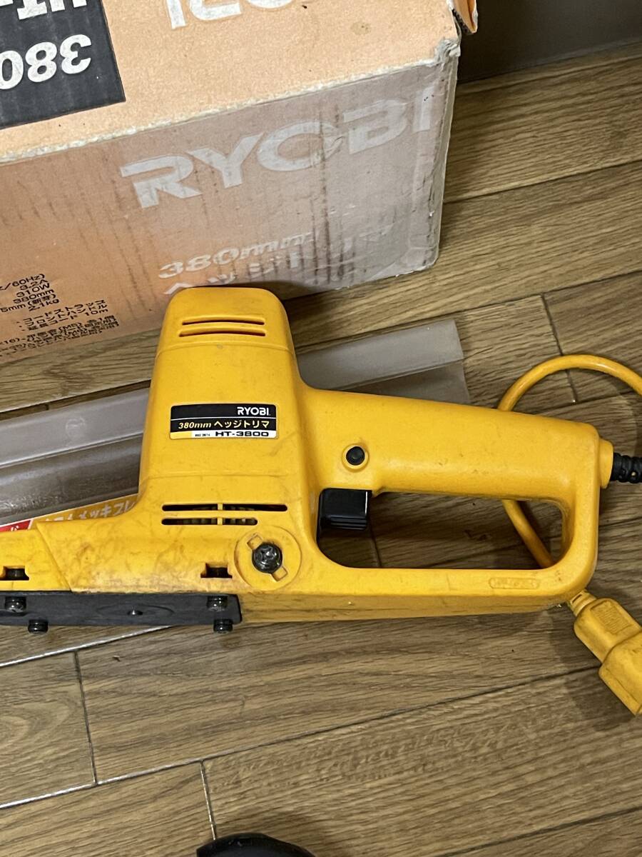 【動作確認済み】RYOBI リョービ ヘッジトリマ HT-3800 380mm クロムメッキブレード ガーデニングツール 刈り込み機_画像6