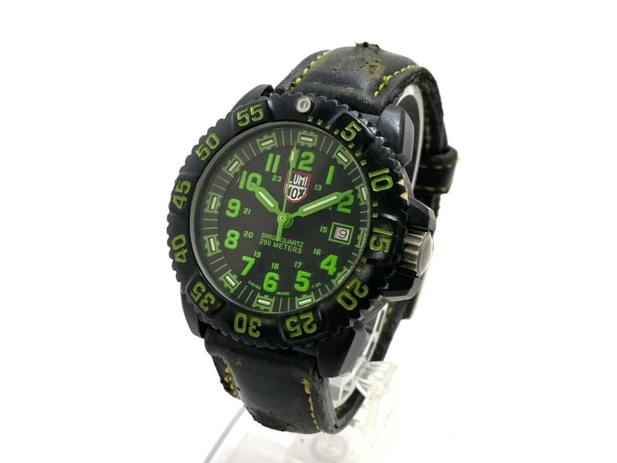 ■【ジャンク品】LUMINOX/ルミノックス SERIES 3050/3950 クォーツ デイト ブラック/黒×グリーン/緑 メンズ腕時計 (43728TT1)の画像1