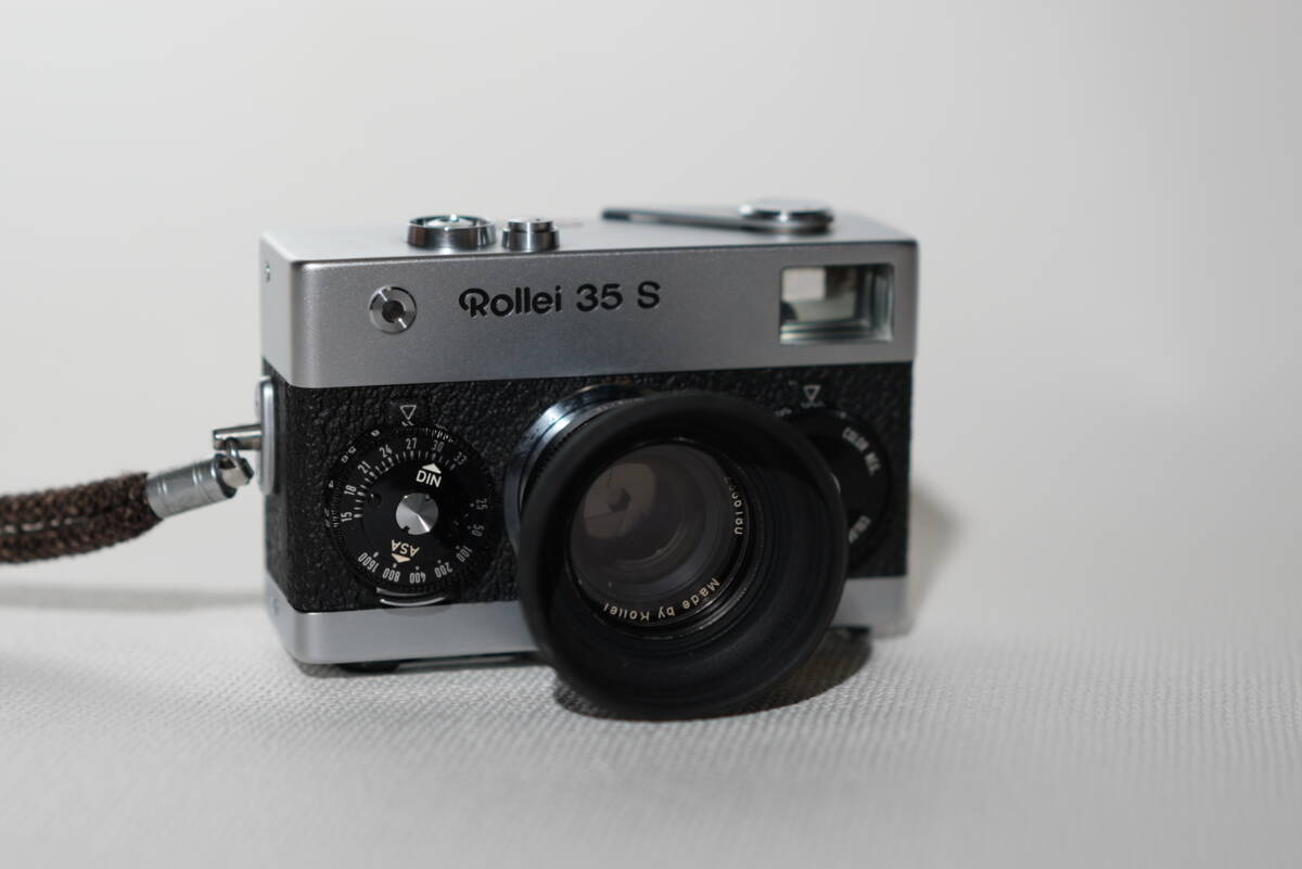 Rollei 35S Sonnar 40mm f2.8 動作確認済 保護フィルター フード ケース ストラップ付きの画像4