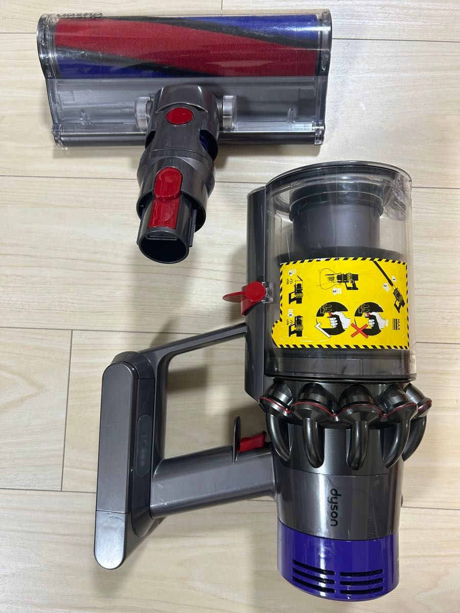 ダイソン Dyson V10 サイクロン式 コードレス掃除機②