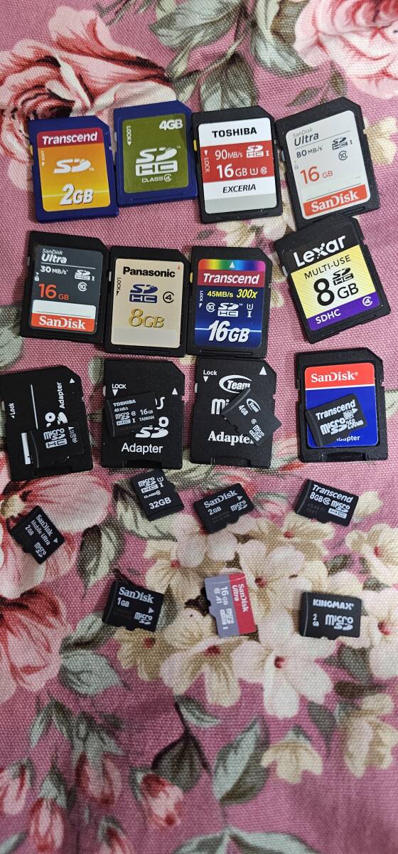 1スタ 19枚 ＳＤカード 16ＧＢ 8GB SDカード microSD マイクロSD デジカメ スマホ 中古の画像1