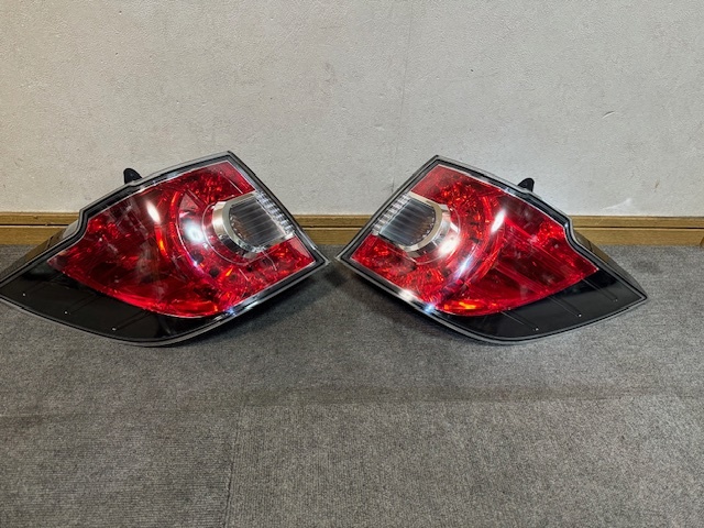 LY3P MPV 純正 LED テールライト ガーニッシュ 左右セット STANLEY P5134 P5791