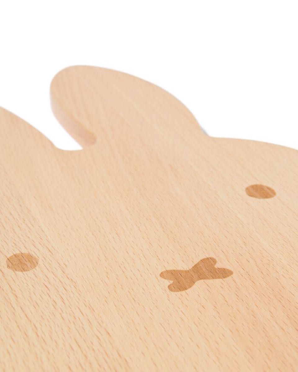 miffy【日本未販売】ミッフィー カッティングボード まな板 木製